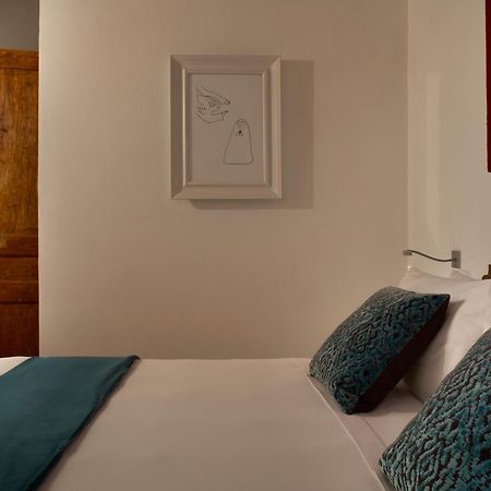 Palazzo Delle Pietre - Luxury Apartments Рим Екстериор снимка