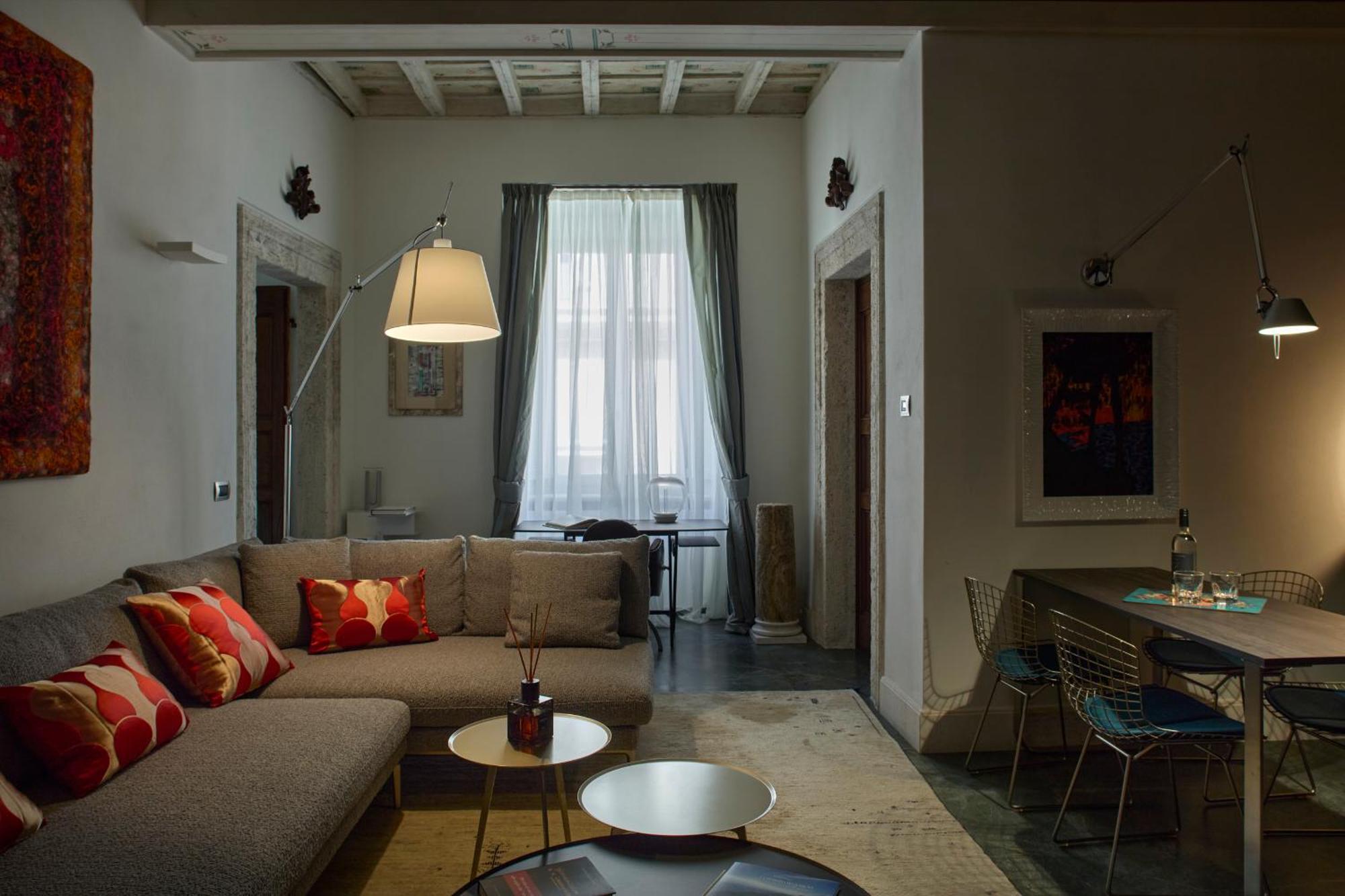 Palazzo Delle Pietre - Luxury Apartments Рим Екстериор снимка