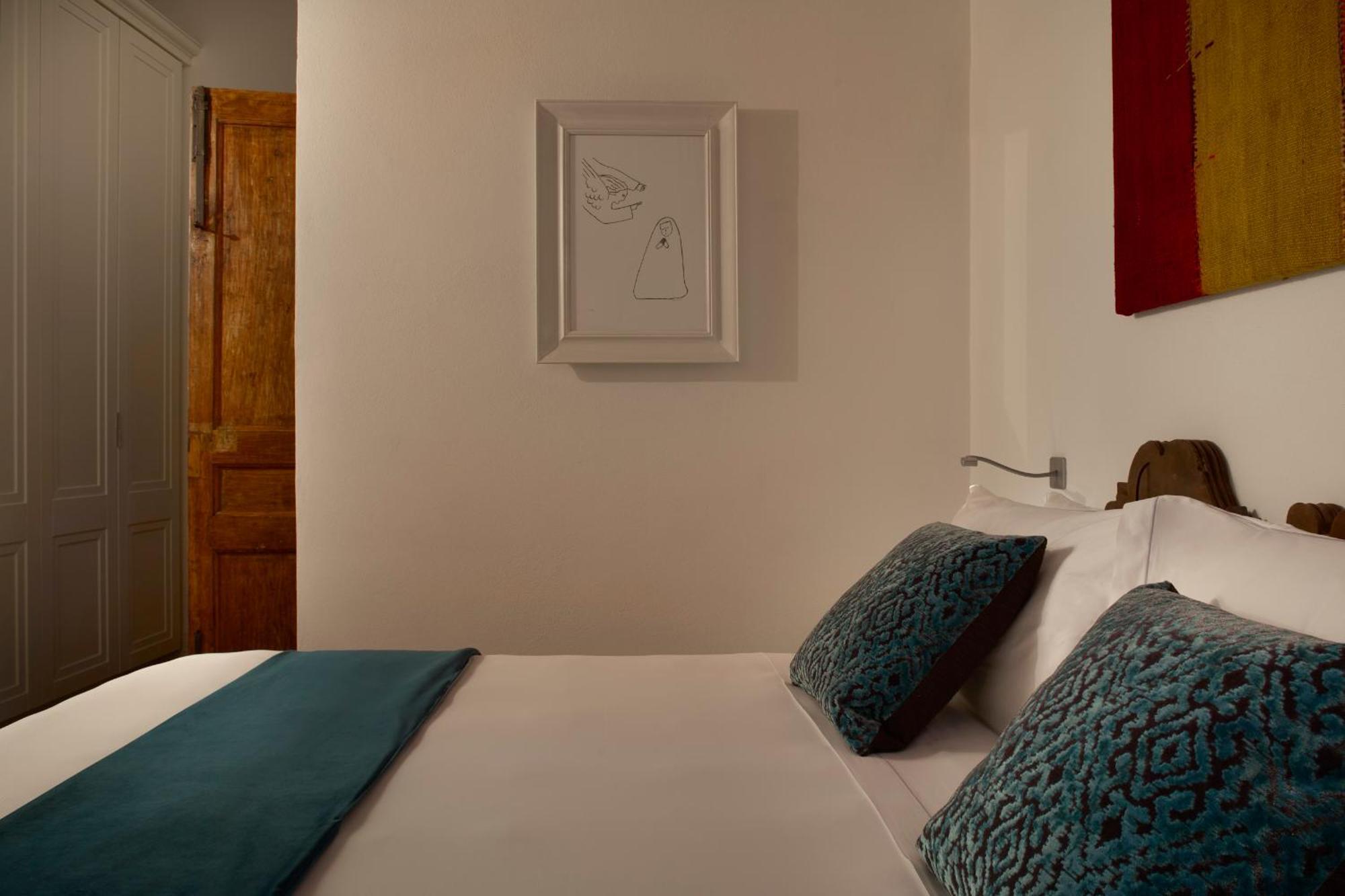 Palazzo Delle Pietre - Luxury Apartments Рим Екстериор снимка
