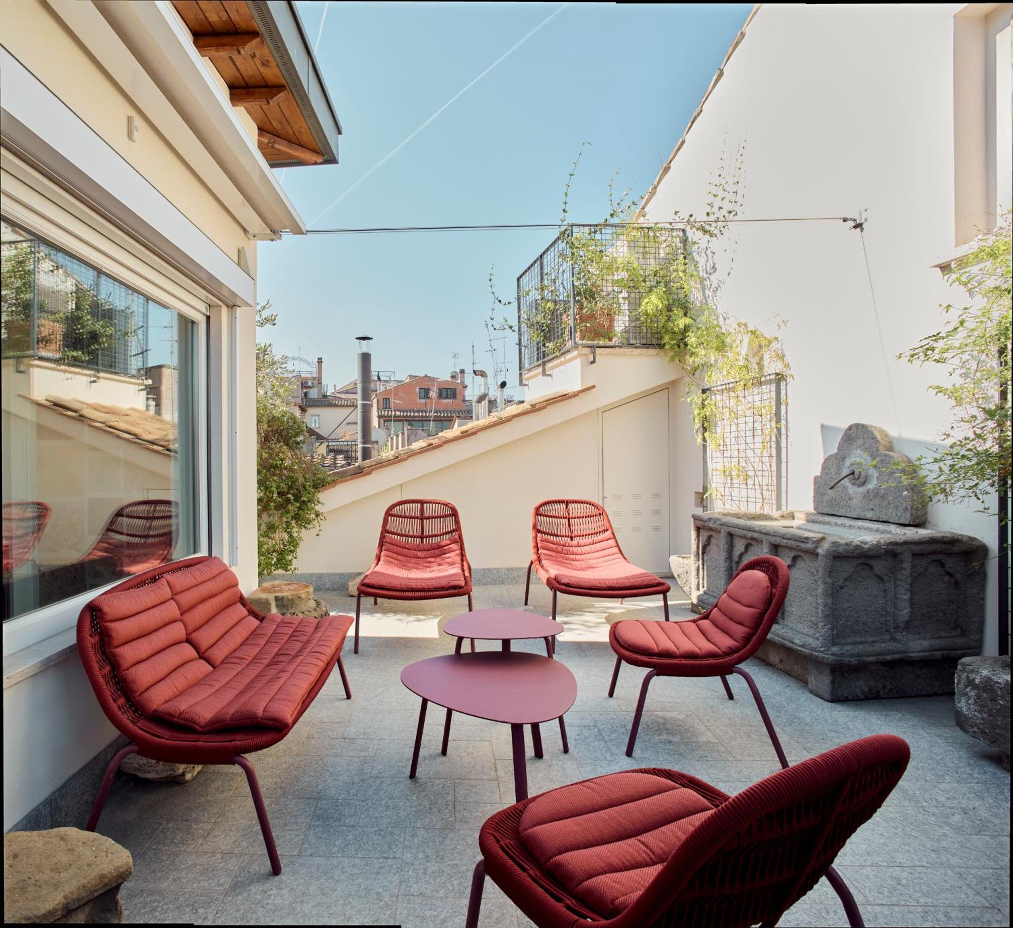 Palazzo Delle Pietre - Luxury Apartments Рим Екстериор снимка
