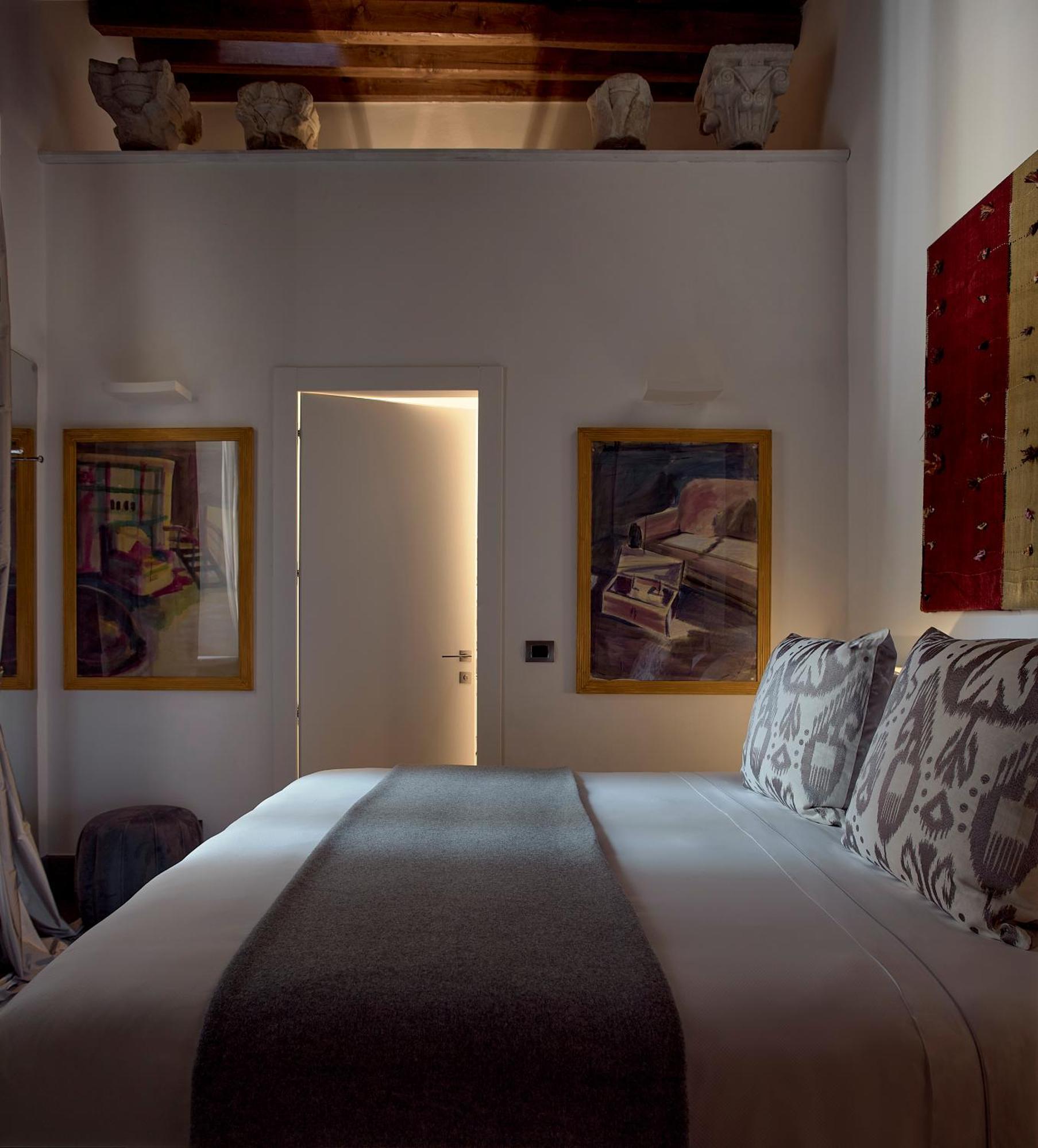 Palazzo Delle Pietre - Luxury Apartments Рим Екстериор снимка